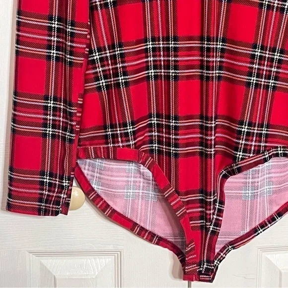 LA Gypsy Red Plaid V Neck Long Sleeve Bodysuit Plus Size 1X - Picture 7 of 16